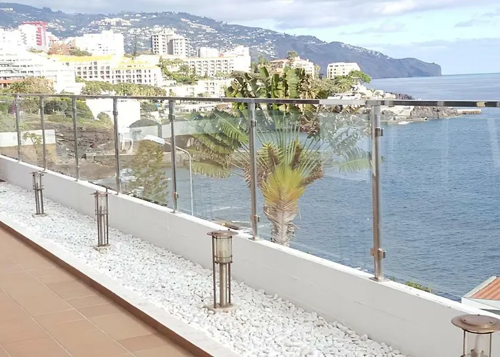 Com Vista Mar * Funchal